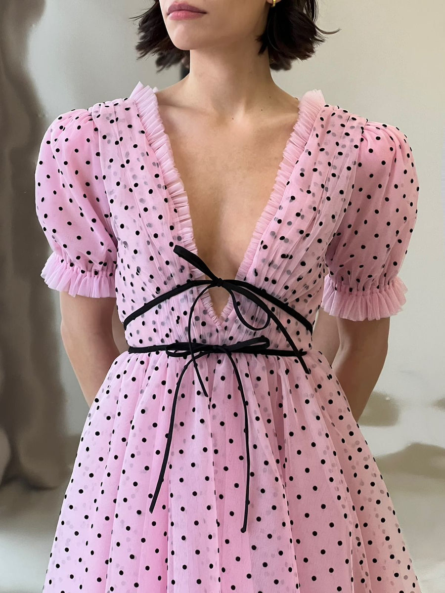 pink dress with black polka dots Amber Dot Bubble Mini- Shop MKay Made from a breathable jersey fabric SHEIN EZwear Women's Vintage Cute