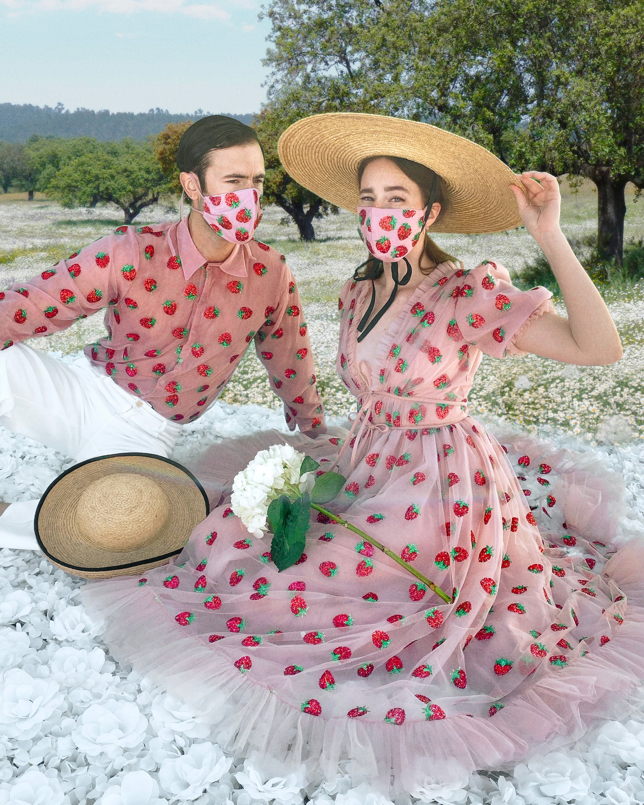 LirikaMatoshi セーター　リリカマトシ Strawberry Shirt – Lirika Matoshi