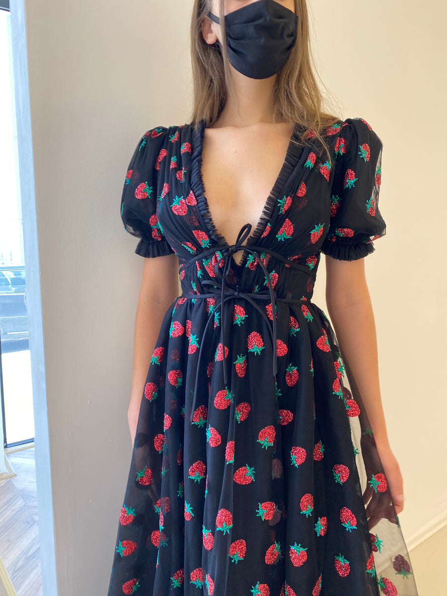 Strawberry Midi Dress Black – Lirika Matoshi
